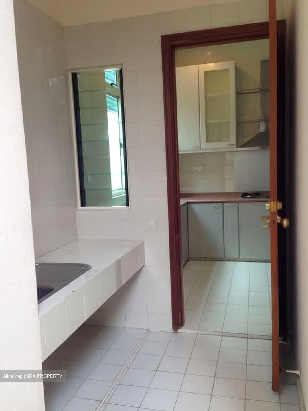 Kingsville (D10), Semi-Detached #568139351